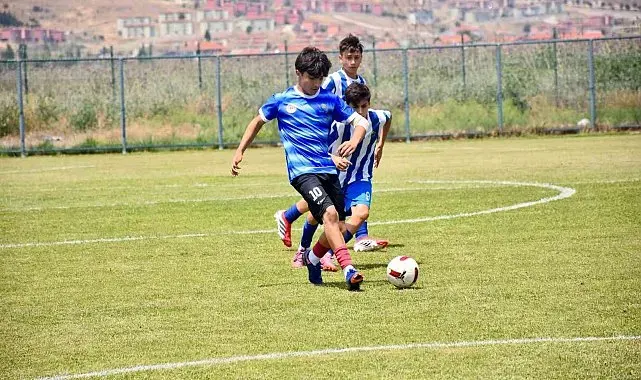 ANALİG Yıldızlar Futbol Müsabakaları Afyonkarahisar'da başladı