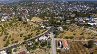 Mersin Gülnar'da Üç Mahallenin Ortak Yolu Asfaltla Yenilendi