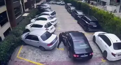 Beylikdüzü'nde otopark kavgası kamerada: Silahlı husumet gözaltıyla bitti