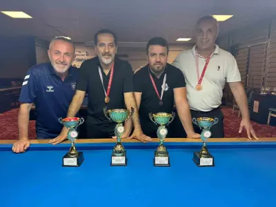 Düzce'de 3 Bant Bilardo İl Birinciliği Sona Erdi: Baha Alptekin Şampiyon Oldu