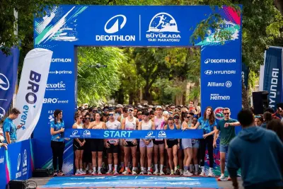 Büyükada Yarı Maratonu'nda 4 bin 500'ü aşkın sporcuyla rekor katılım