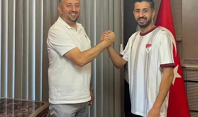 Elazığspor Onur Eriş'le sözleşme imzaladı