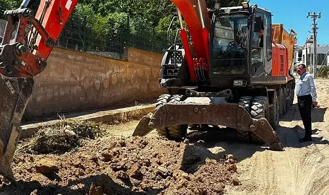 Burhaniye'de sahil yoluna Büyükşehir desteği