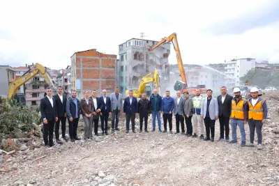 Samsun'da Kentsel Dönüşüm Hız Kazandı: 2. ve 3. Etap Yıkımları Başladı