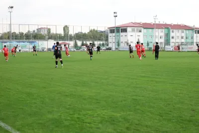 Sivas'ta Filistinli Öğrencilerle Dostluk Maçı 2-2 Berabere Bitti