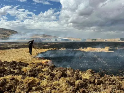 Elazığ Kovancılar'da Anız Yangını Korkuttu