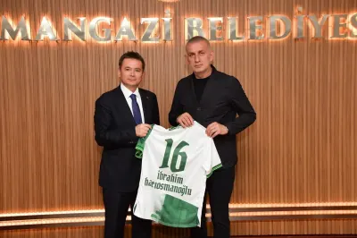 TFF Başkanı Hacıosmanoğlu'ndan Osmangazi Belediye Başkanı Erkan Aydın'a Makam Ziyareti