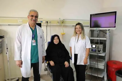 Çocukluğundan Beri İşitme Kaybı Yaşayan 67 Yaşındaki Satı Kara Ameliyatla Duymaya Başladı