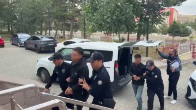 Sivas'ta Kısa Sürede 11 İş Yerini Soyan 3 Şüpheli Yakalandı