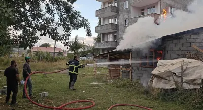 Muş’ta Müstakil Evin Odunluğunda Çıkan Yangın Korkuttu