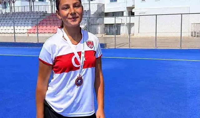 Muğlalı Hokey Milli oyuncu, Avrupa üçüncüsü oldu