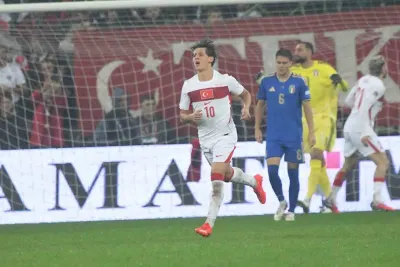 A Milli Futbol Takımı Bursa'da İtalya'ya 4-1 Mağlup Oldu