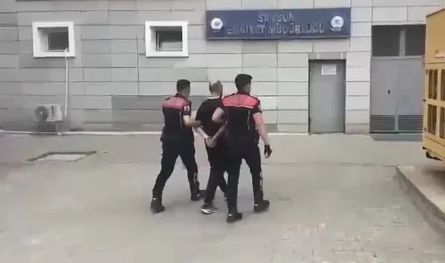 Kırmızı bültenle aranan firari ile uyuşturucu hükümlüsü yakalandı