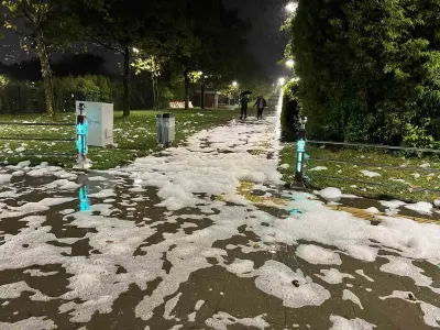 İzmit Sekapark Sahilindeki Yoğun Köpük İncelemesinde Tehlike Çıkmadı