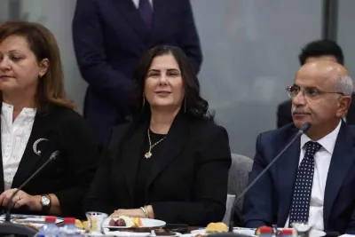 Özlem Çerçioğlu'ndan Yerel Yönetimler Değerlendirmesi: Hizmete Devam