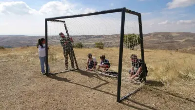 Yozgat'ta Site Sakinleri ve Çocuklardan Güvenli Spor Alanı Talebi