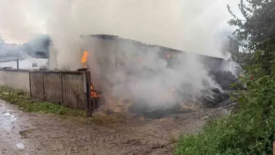 Bursa'da Çiftlikte Korkutan Yangın: 5 Bin Balya Saman Kül Oldu