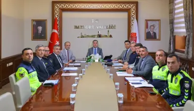 Bayburt'ta Trafik Komisyonu Toplantısı Vali Eldivan Başkanlığında Yapıldı