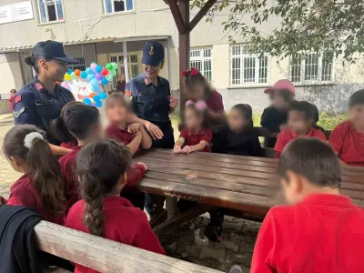 Düzce'de Jandarmadan Öğrencilere Okul Güvenliği ve Farkındalık Ziyareti