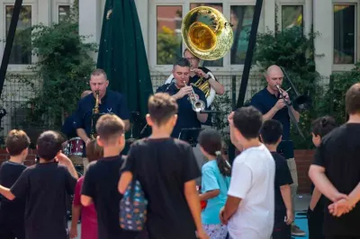 ABD Hava Kuvvetleri Orkestrası Adana ve Tarsus'ta Öğrencilerle Buluştu