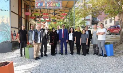 Kütahya Belediye Başkanı Kahveci'den Sanat Sokağı İncelemesi