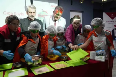 Samsunlu Öğrencilerden Gıda İsrafına Karşı Yaratıcı Çözüm