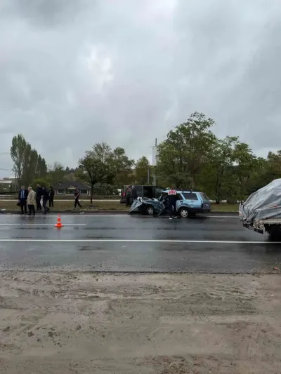 Yalova'da Feci Kaza: Otomobil ile Minibüs Çarpıştı, 1 Kişi Yaşamını Yitirdi