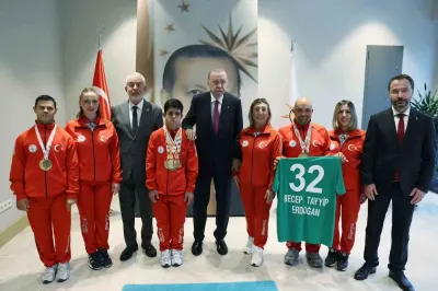 Cumhurbaşkanı Erdoğan, Özel Sporcular Federasyonu Temsilcileriyle Buluştu