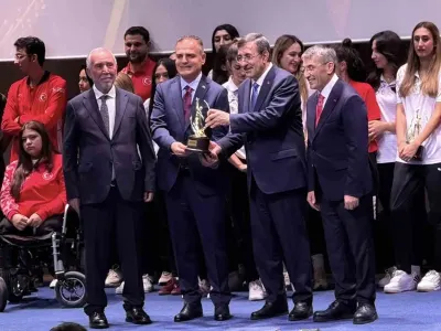 Muğla Valisi Akbıyık'a Spora Destek Ödülü