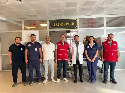 Mardin'de Artuklu Kızılay'dan Hastanedeki Çocuklara Giyim Yardımı