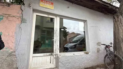 ESKİŞEHİR'DE BERBER DÜKKANINI KUNDAKLAMA GİRİŞİMİ