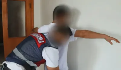 Mersin merkezli şantaj operasyonunda 4 şüpheli tutuklandı