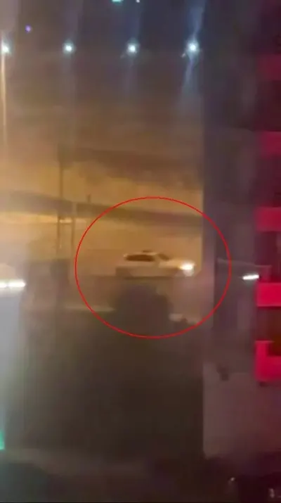 Diyarbakır'da Gece Saatlerinde Drift Atıp Çevreye Rahatsızlık Veren Sürücü Kamerada