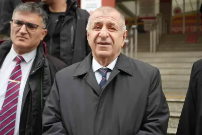 Ümit Özdağ 'Tehdit' Davasında Hakim Karşısına Çıktı: Beraatını İstedi