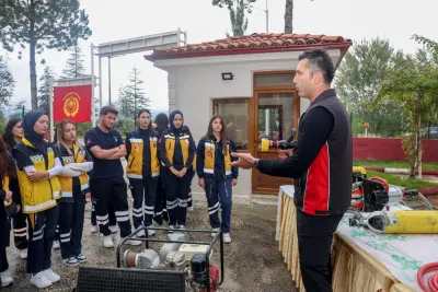 Kastamonu Taşköprü'de İtfaiyeciler Haftası Öğrencilerle Birlikte Kutlandı