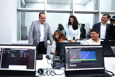 Manisa'da dijital eğitim alan gençler ilk ürünlerini sundu