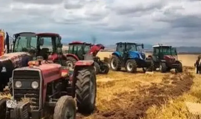 Arazi yangını köy sakinlerinin müdahalesiyle kontrol altına alındı