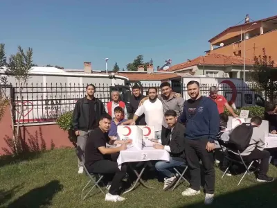 Sarıgöl Meslek Yüksekokulu Öğrencilerinden Kızılay'a Kan Bağışı Desteği