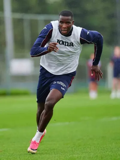 Trabzonspor’da Onuachu’nun Zorlu Forma Mücadelesi