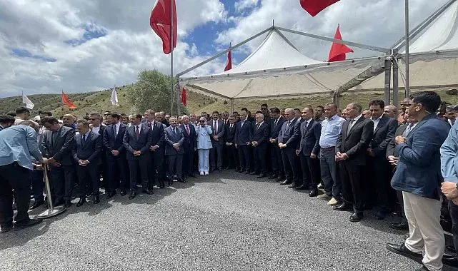 Çamlıbel Tüneli'yle yolun kotu 283 metre düşürülerek yıllık 371 milyon lira tasarruf sağlanacak