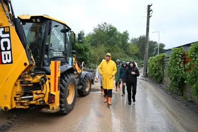 Kartepe'de sağanak mesaisi: Başkan Kocaman sahadaki çalışmaları denetledi