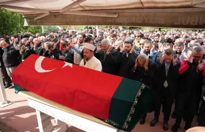 Fenomen motosikletçi Cumhur Kahraman İstanbul'da son yolculuğuna uğurlandı