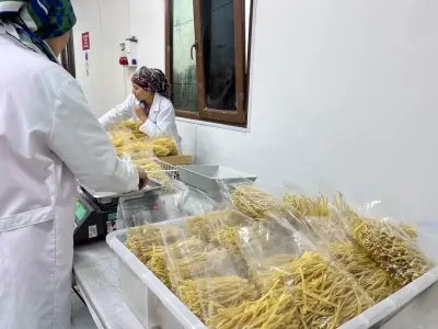 Balıkesir'de Makarna Üretim Tesisi Ziyaret Edildi