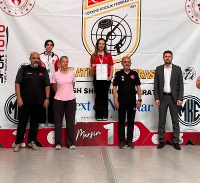 Milli sporcu İrem Denktaş’tan rekor kıran atış