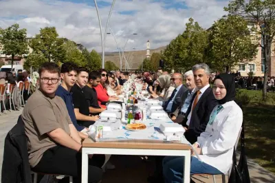Erzincan Binali Yıldırım Üniversitesinde Yeni Öğrenciler İçin Kahvaltı Programı Düzenlendi
