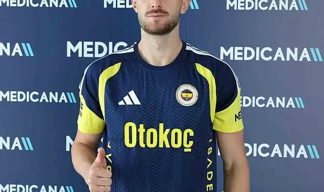 Fenerbahçe'de milli futbolcular sağlık kontrolünden geçti