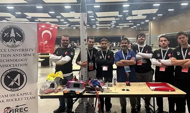 Kapsül Azak Rocket Team ABD'de dünya birincisi oldu