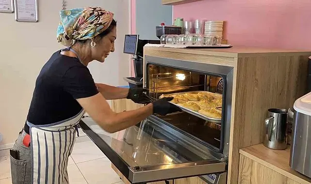 Kadın girişimci 60 yaşında hayalini gerçekleştirdi: Meslek edindirme kursunu bitirdi, kendi iş yerini açtı