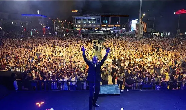 Ferhat Göçer Erzincan'ı coşturdu