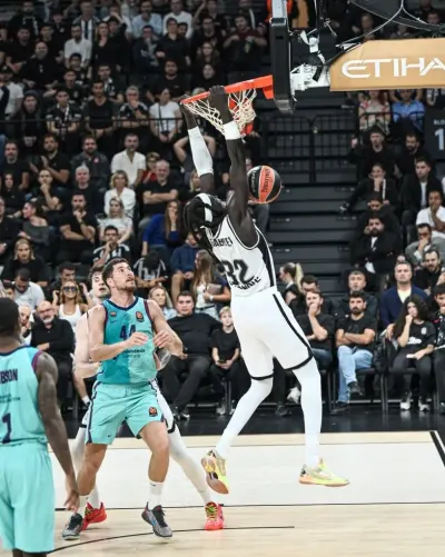 Beşiktaş, Euroleague 3. haftasında Barcelona'ya mağlup oldu